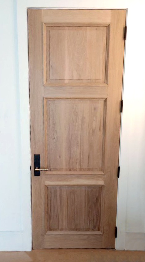 Custom White Oak Doors – A High Standard in Custom Living